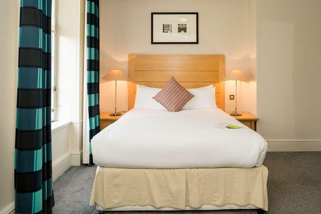 De Vere Devonport House London Room photo